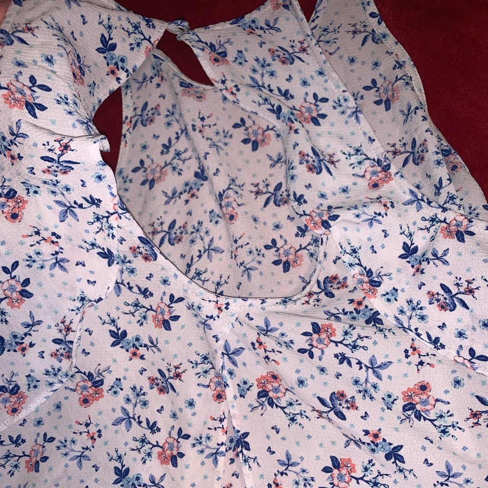 Floral shirt!